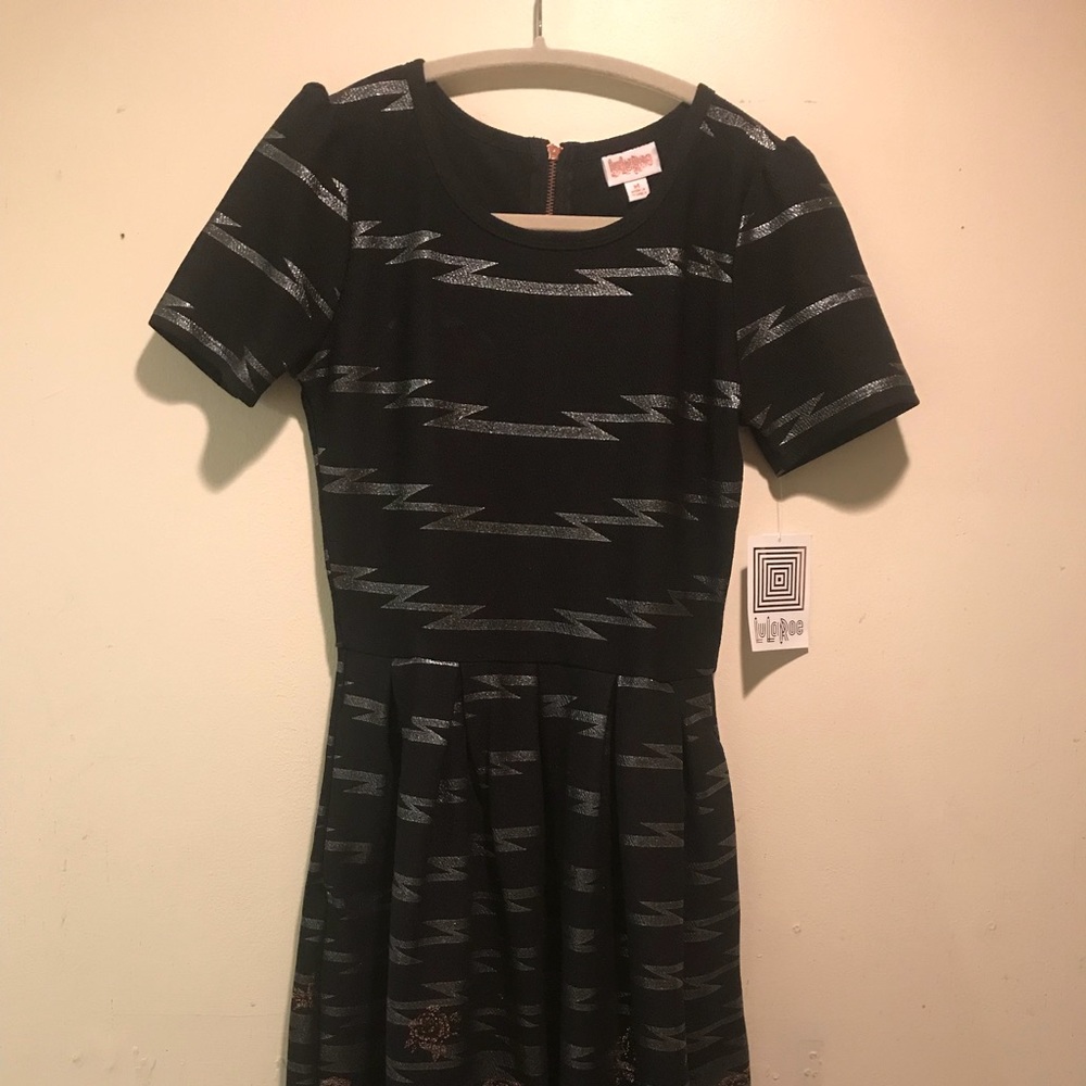 Lularoe Amelia